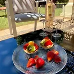 Gorgeous Located In Elviria Apartment Marbella