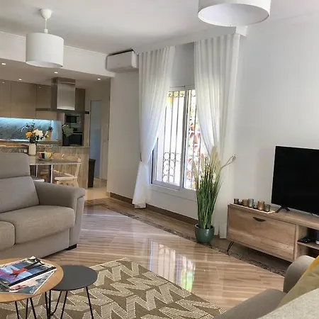 Апартаменты Gorgeous Located In Elviria
