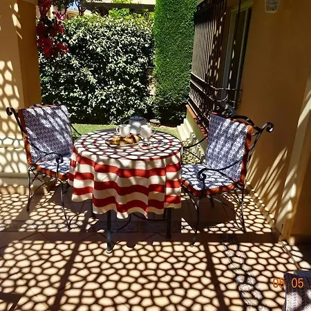 Gorgeous Located In Elviria Apartment