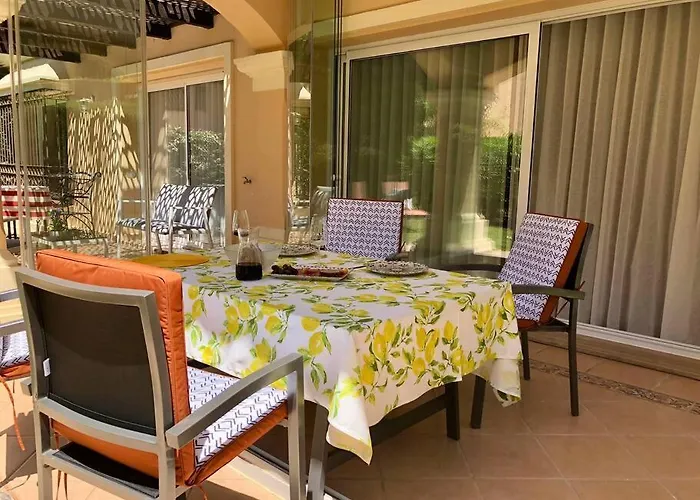 Gorgeous Located In Elviria Διαμέρισμα *