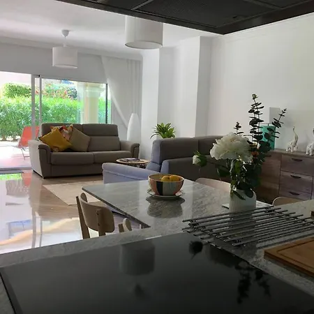 Gorgeous Located In Elviria Апартаменты Марбелья