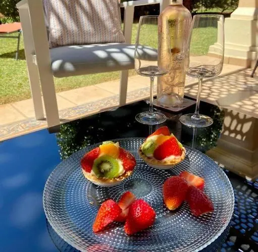 Gorgeous Located In Elviria Апартаменты Марбелья